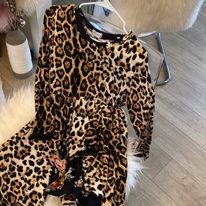 SOLD BUNDLE!Two Bows in Blush tops☺️